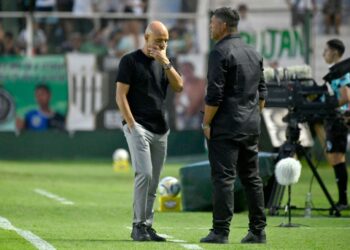 Crisis en Newell’s: renunció la dupla técnica tras un escandaloso 3-0 ante Banfield
