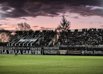 Debut en pausa: suspendido Leones FC–El Porvenir