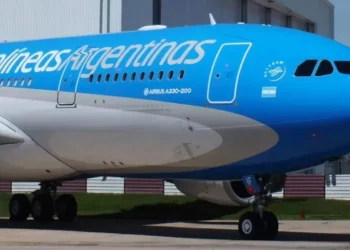 Aerolíneas Argentinas pone vuelos desde Córdoba, Rosario y Tucumán a Miami por el Mundial