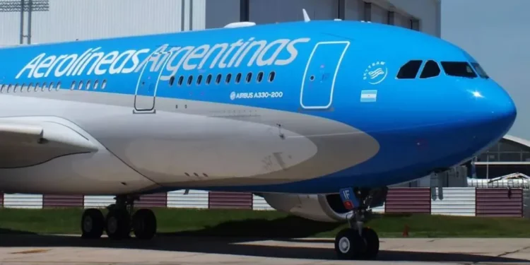 Aerolíneas Argentinas pone vuelos desde Córdoba, Rosario y Tucumán a Miami por el Mundial