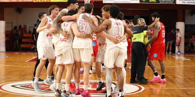 Provincial ganó sin brillar y se sostiene en la cima