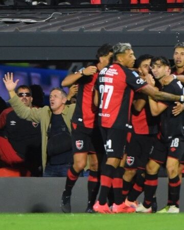 NEWELL’S QUEBRÓ LA MALDICIÓN Y GANÓ POR PRIMERA VEZ EN UN FINAL AGÓNICO