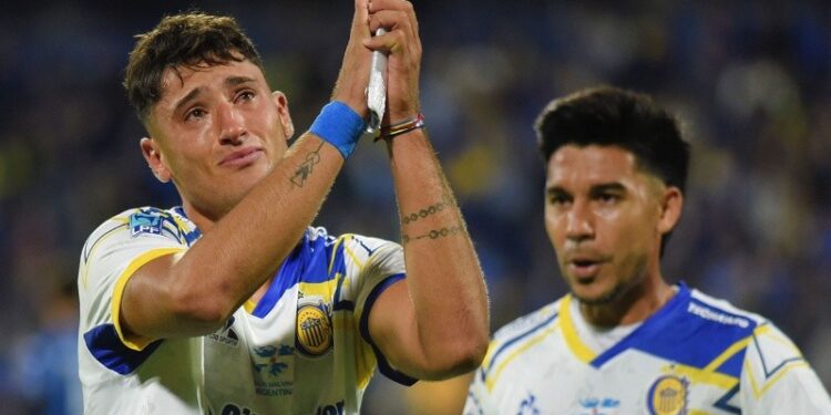 VOLVIÓ VELIZ: CENTRAL FESTEJÓ GRACIAS A LA CONTUNDENCIA DE SU GOLEADOR