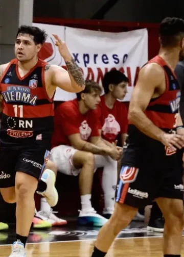 Provincial cayò frente a Viedma y la serie esta 2 a 1