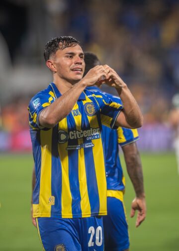 Con un gol agónico, Central se quedó con la victoria ante Sarmiento de Junín