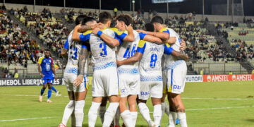 Copa Libertadores: Central goleó en Venezuela y es el nuevo líder del Grupo H