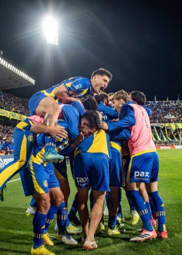 Con varias polémicas, Central derrotó a Racing y es semifinalista del Torneo Apertura