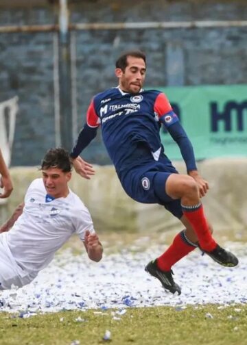 Clásico rosarino caliente: Argentino y Central Córdoba empataron sin goles y con dos expulsados