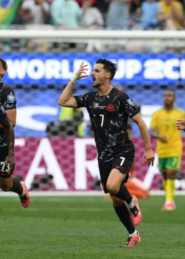 Canadá eliminó a Sudáfrica sobre la hora y avanzó por primera vez a los octavos de final