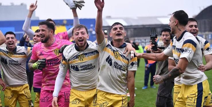 Primera Nacional: goleada de Atlanta ante Gimnasia de Jujuy para quedarse como único puntero