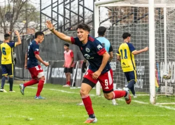 Ascenso rosarino: festejos para Argentino y Leones, traspié de Central Córdoba