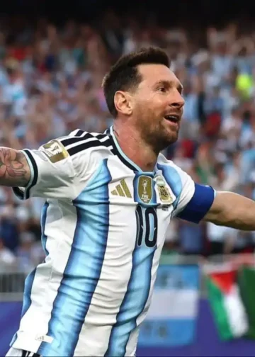 Messi y un triplete que hace historia: Argentina goleó a Argelia en el debut del Mundial