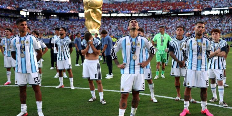 Se escapó en el final: Argentina perdió 1-0 con España en el tiempo extra de la final mundialista