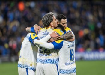 Central remontó ante Aldosivi y se mantiene en zona de clasificación