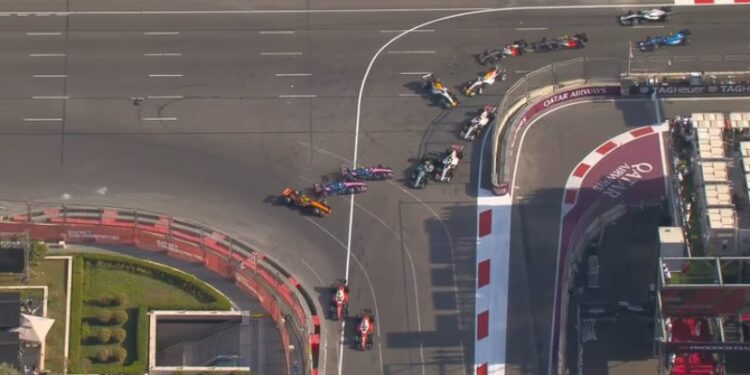 Colapinto generó un fuerte choque y debió abandonar en el GP de Azerbaiyán