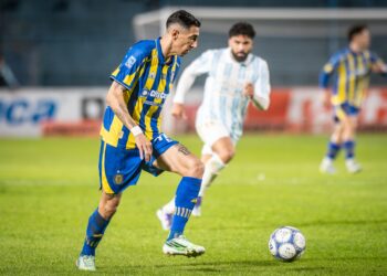 Central derrotó a Atlético Tucumán y es escolta en la Tabla Anual